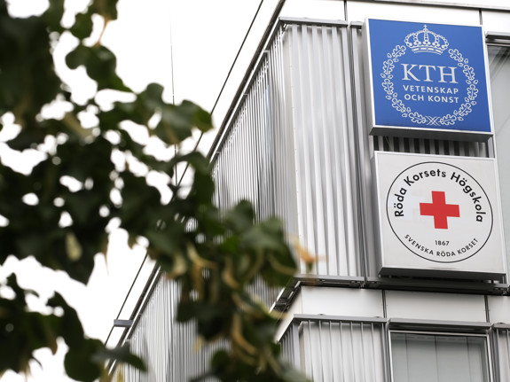 Röda Korsets Högskolas entré. Foto: RKH
