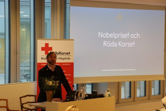 Bild av Olof Somell, intendent vid Nobel Prize Museum.