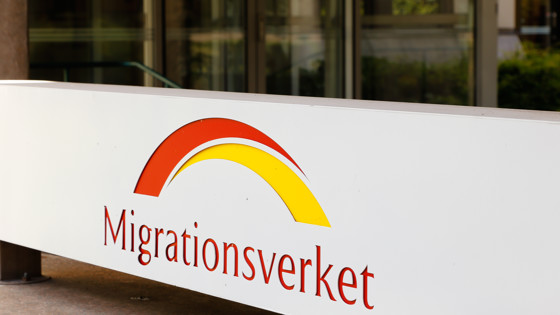 Skylt - Migrationsverket. Foto: Mostphotos