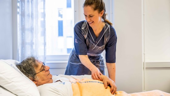 Student med patient. Foto: Jenny Frejing
