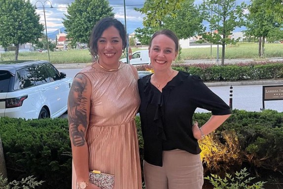 Natalie Mellin, sjuksköterskestudent vid Röda Korsets Högskola och Maria Gottvall, lektor vid Röda Korsets Högskola.