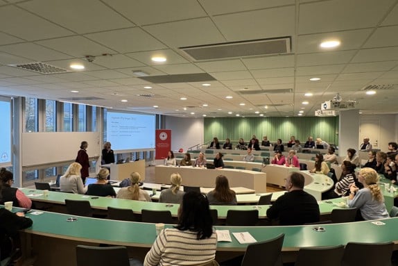 Deltagare på VFU-dagen i Emmy Rappe salen vid Röda Korsets Högskola. Foto: RKH