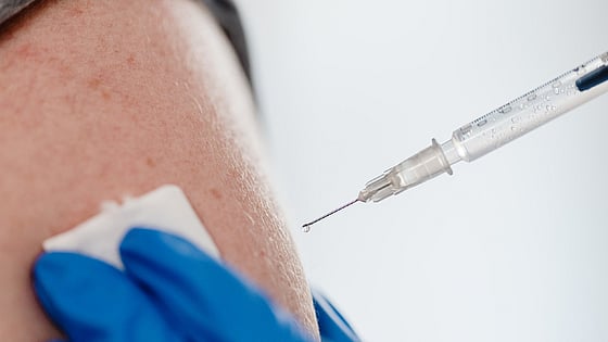 Närbild på ett nålstick. Foto: Mostphotos