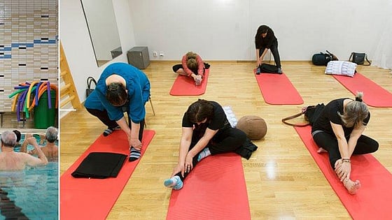 Gympa i bassäng och yoga. Foto: Ola Torkelsson