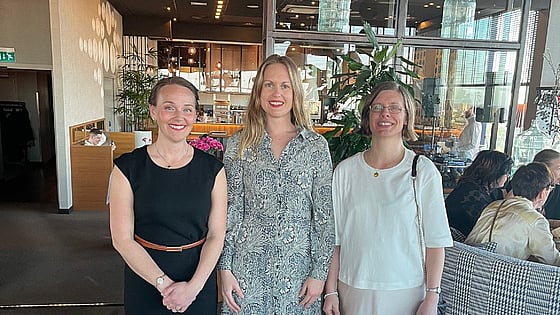 Jenny Cadstedt, Maria Gottvall och högskolans student Camilla Stålarm på möte med Florence Network. Foto: RKH