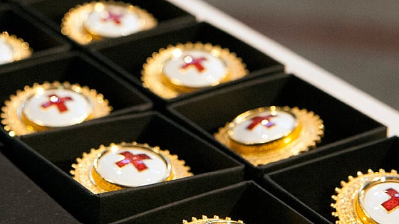 Broscher som delas ut på examen. Foto:RKH