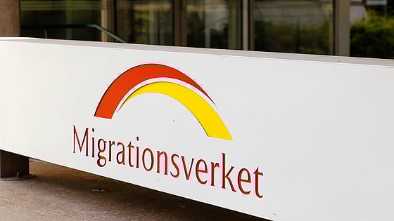 Skylt - Migrationsverket. Foto: Mostphotos