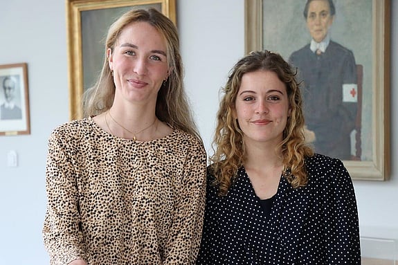 Bild av Jade Cacciari och Malorie Dupont.