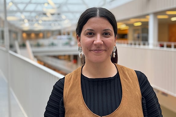 Auria Acosta Tomas, internationell handläggare vid Röda Korsets Högskola.