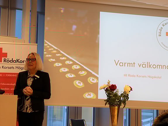 Bild av upprop för nya studenter i Emmy Rappe-salen.