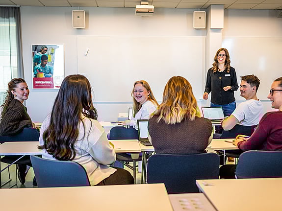 Studenter under en föreläsning. Foto: Jenny Frejing