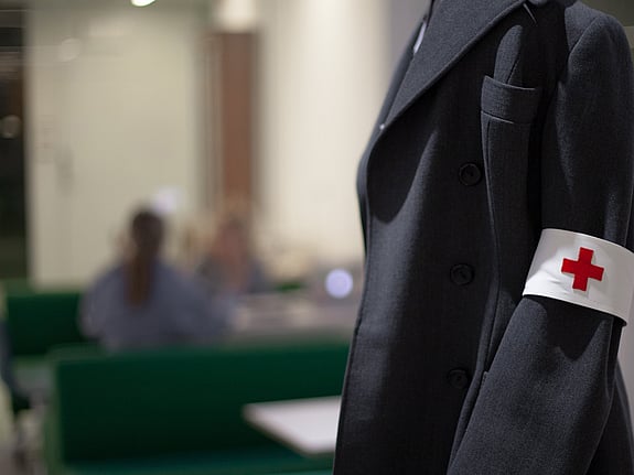 Gammal sjuksköterskeuniform