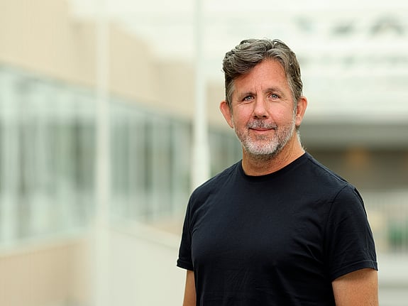 Jason Murphy, lektor vid Röda Korsets Högskola