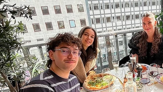 Fadder med utbytesstudenter. Foto: Privat