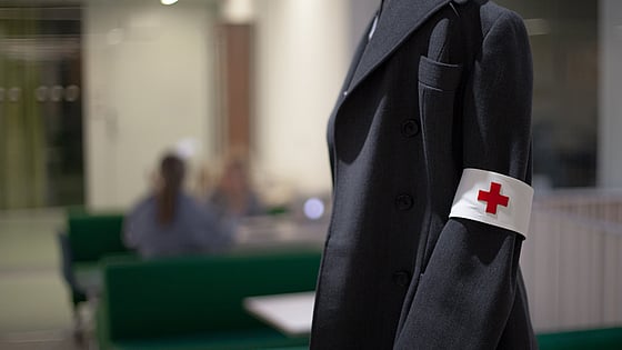 Gammal sjuksköterskeuniform